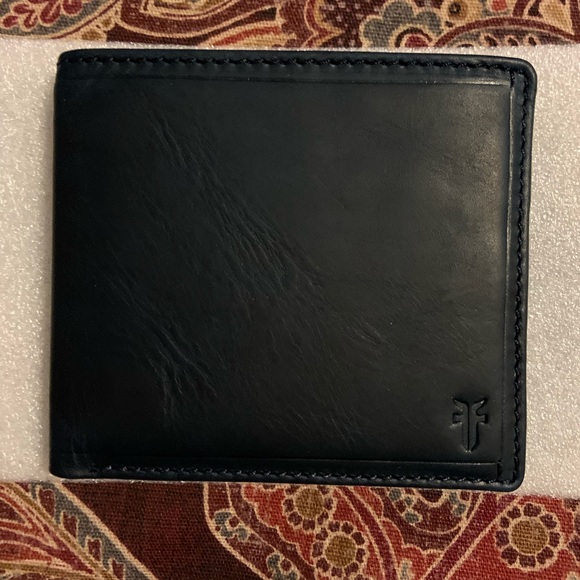 Frye Other - NWT Frye Wallet